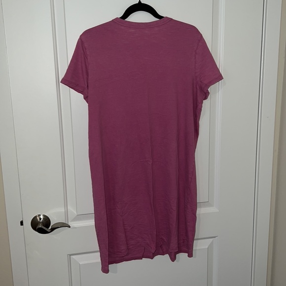 Pink T-shirt dress - Picture 4 of 4